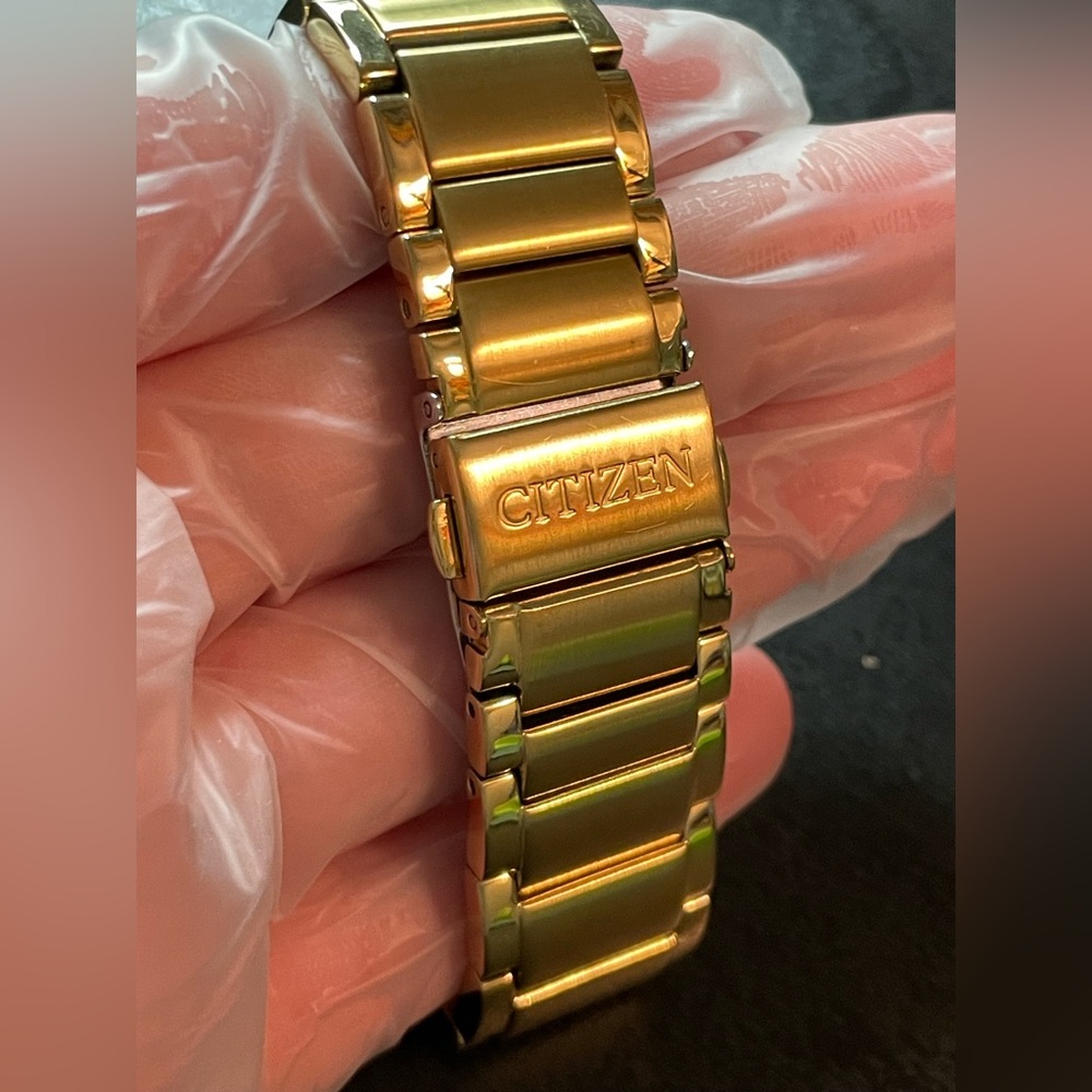 Citizen Eco-Drive Gold Watch - Picture 8 of 12